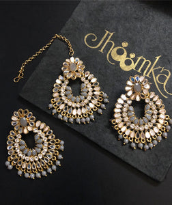 Earring with Mantika